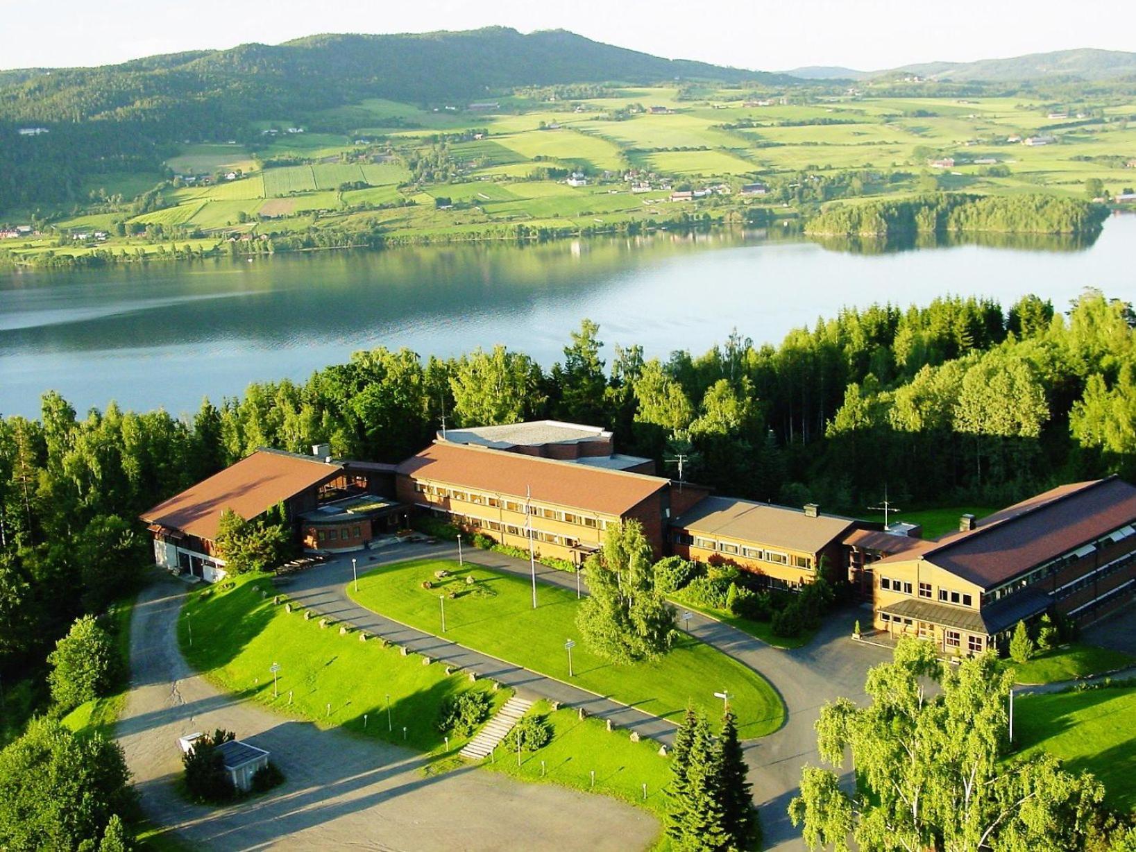 Honne Hotell Biri Экстерьер фото